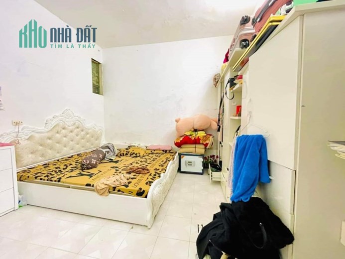 CHỊ UYÊN CHỦ CHUỖI SPA. CẦN B.ÁN NHÀ NGAY SÁT ĐÀI TRUYỀN HÌNH HÀ NỘI. PHÂN LÔ - KINH DOANH - VỈA HÈ