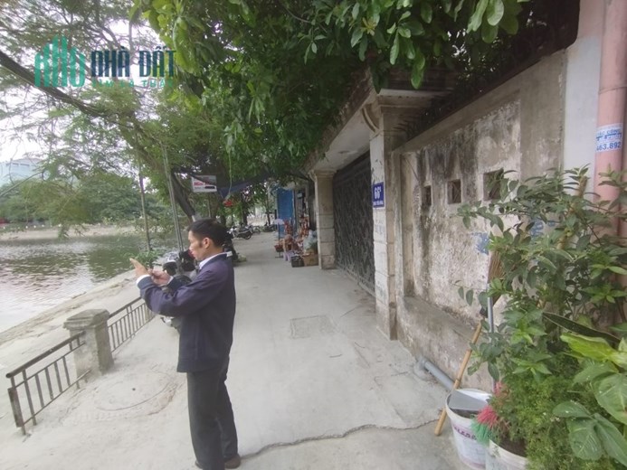 BÁN 200M2 ĐẤT - MẶT HỒ HOÀNG CẦU - MẶT TIỀN KHỦNG 10M - GIÁ NHỈNH 50 TỶ