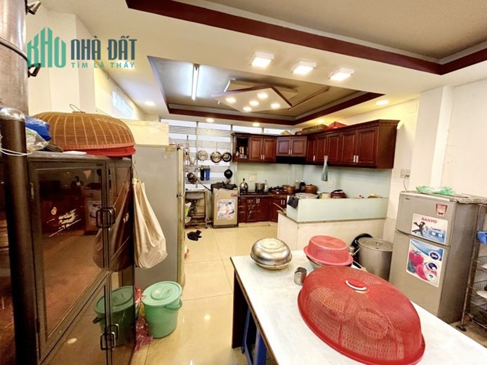MTKD PHƯỜNG TÂN QUÝ - 5 TẦNG - NỞ HẬU - 11.X TỶ.
