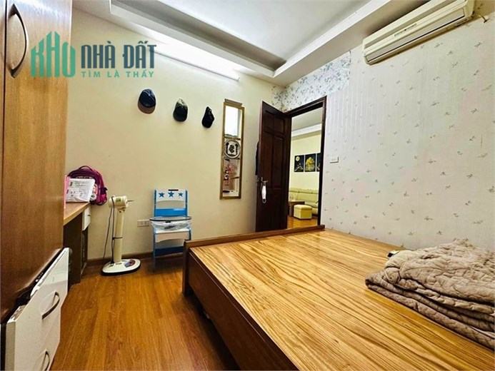 Bố mẹ già muốn bán nhà để về ở vơi con. Chỉ hơn 1 tỷ xíu, sở hữu ngay nhà ở Lê Đức Thọ, quận Nam Từ