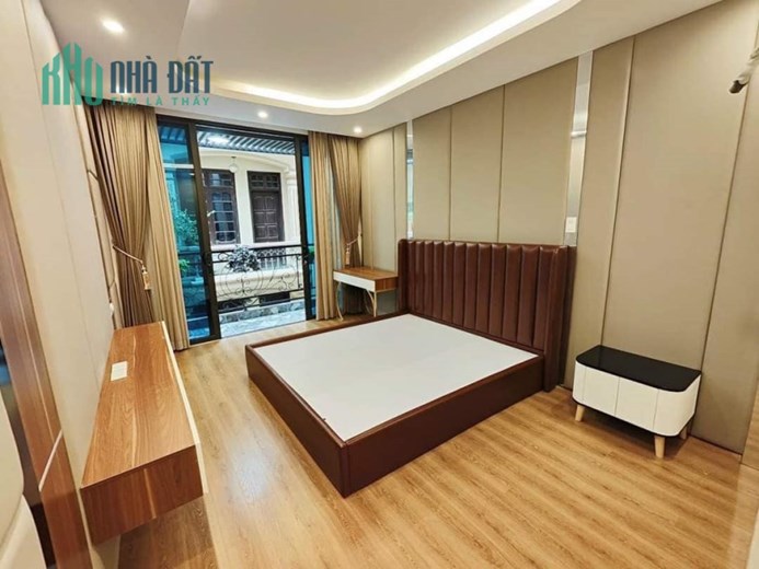 30M RA PHỐ - Ô TÔ VÀO NHÀ - Ô TÔ TRÁNH - 6 TẦNG THANG MÁY.