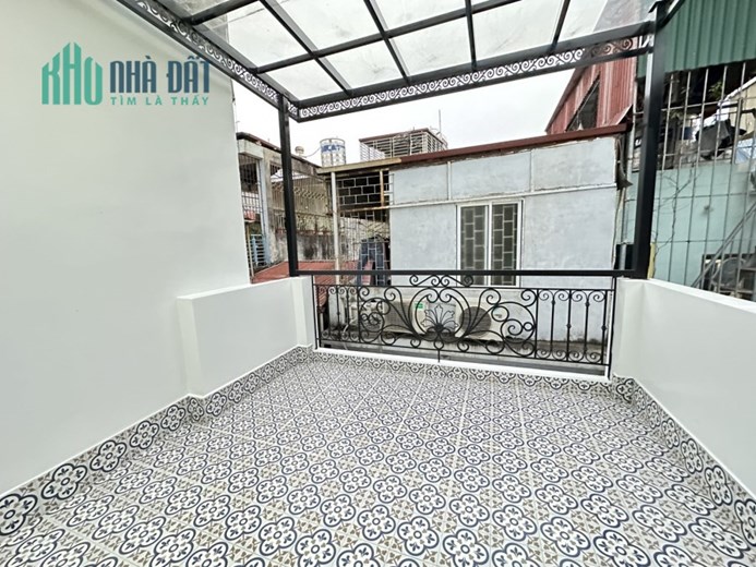Bán nhà Đường Thịnh quang tặng full nội thất gần ô tô  DT 46m2 x 4 Tầng  MT 3,6m  nhỉnh 5 tỷ.