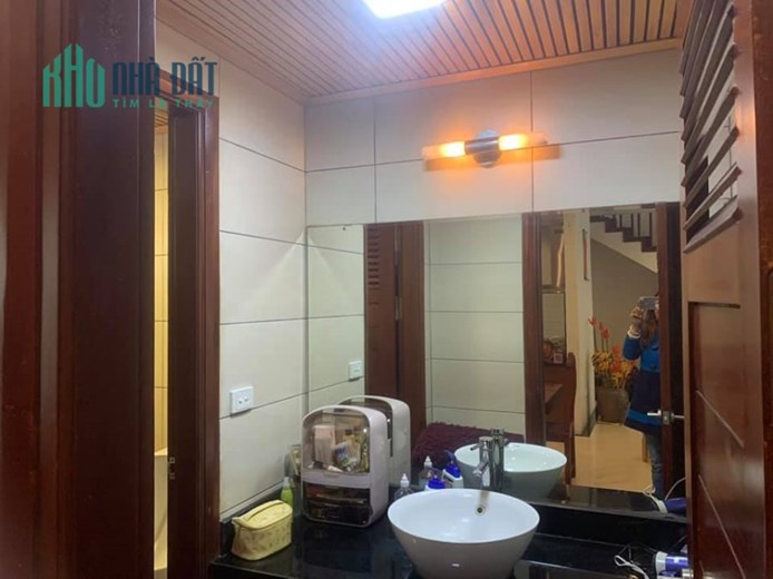 Bán căn nhà 127m2 phố Âu Cơ, Tây Hồ 3 Thoáng Gara 2 Ô tô thông Kinh doanh vô địch 13.3 Tỷ