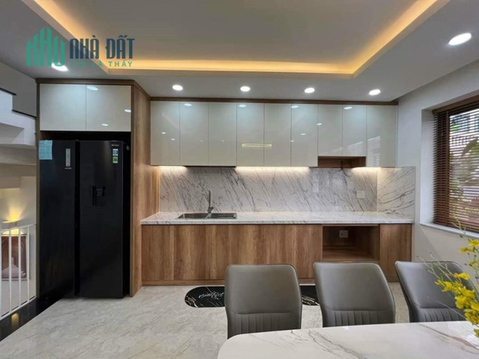 Mặt tiền đường Lý Chính Thắng, Quận 3 45m2, 8 tầng thang máy, kinh doanh, giá 25 tỷ