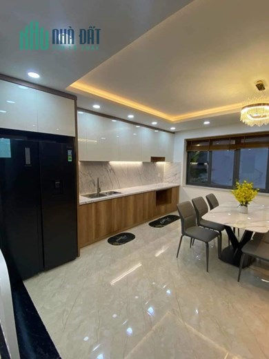 Mặt tiền đường Lý Chính Thắng, Quận 3 45m2, 8 tầng thang máy, kinh doanh, giá 25 tỷ
