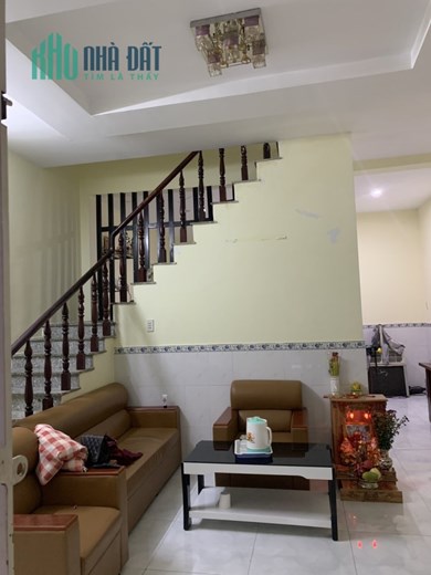 Nhà 1 trệt 1 lầu Phú Hòa, Thủ Dầu Một, Bình Dương. 1.8 tỷ.
