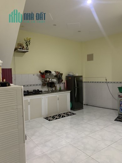 Nhà 1 trệt 1 lầu Phú Hòa, Thủ Dầu Một, Bình Dương. 1.8 tỷ.