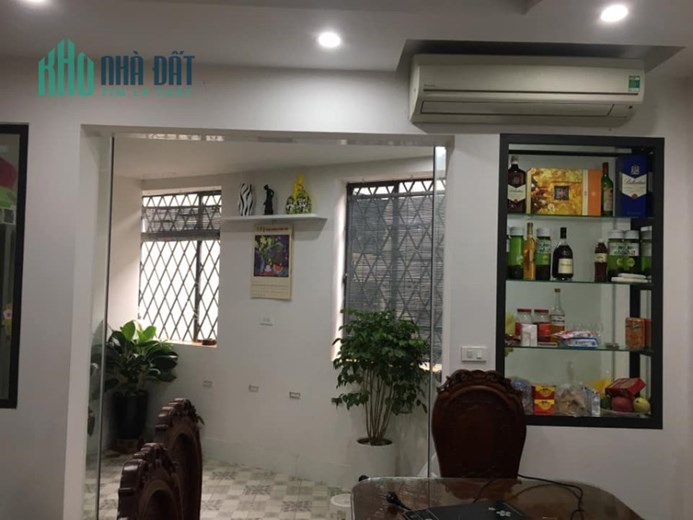 Bán nhà 124m2 phố Nghi Tàm, Tây Hồ Gara 3 Ô tô Kinh doanh siêu đỉnh 11.3 Tỷ