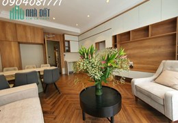 Nhà mới đẹp phố Nguyễn Sơn - Long Biên - Ô tô vào nhà -  6 tầng thang máy