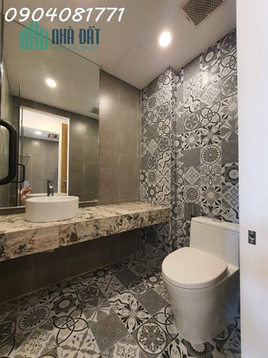 Nhà mới đẹp phố Nguyễn Sơn - Long Biên - Ô tô vào nhà -  6 tầng thang máy