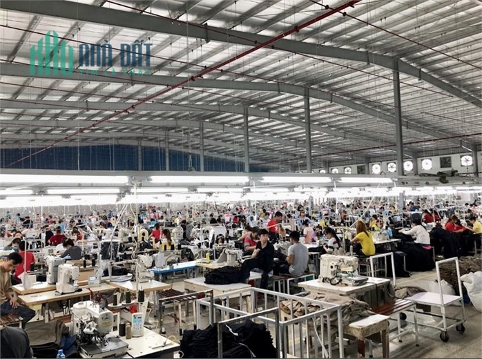 Nhà Máy  Gia Công Hàng Xuất Khẩu Cho thuê toàn bộ nhà xưởng KCN.