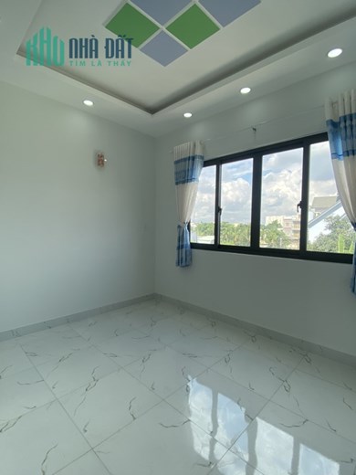 Nhà bán 4 tầng 4 PN  hxh ngay chợ Lê Đình Cẩn 4.8 TỶ