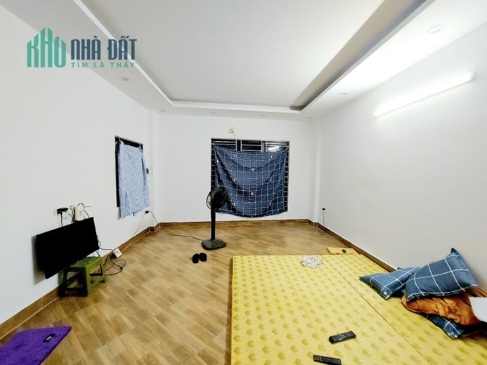 GIẢM CHÀO SÂU! Bán nhà Bế Văn Đàn 57m2, KINH DOANH, Ô TÔ, 6 tỷ chút.