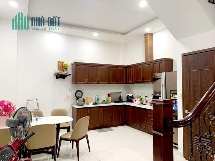 Nhà 5x12, 4 Tầng, Nguyễn Thị Thập, Quận 7, Nhỉnh 9 Tỷ, Lh 0906332558