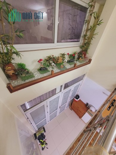 Bán gấp nhà 5 tầng x DT 30m tại 328 Nguyễn Trãi - Thanh Xuân