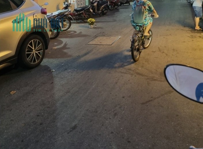Nhà Núi Thành, kiệt Ô tô, thẳng 30m ra MT, 56m2, 3 tầng đẹp