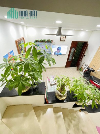 55m Mặt Tiền 5m Giá 5.5 Tỷ Phố Đội Cấn Ba Đình. Nhà Chủ Tự Xây Chắc Chắn. Tặng Full Nội Thất Thiện