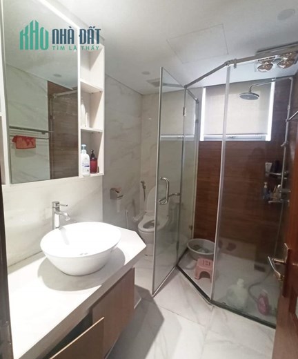 Anh Toàn bán nhà liền kề khu đấu giá Ngô Thì Nhậm gần chợ Bông Đỏ 45m2 chỉ 6.78 tỷ. Lh 0989.62.6116