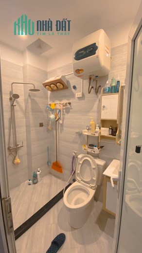 Rẻ! Lô góc Trung Kính, đẹp ở luôn, thông, KD, oto gần, 2 ba gác tránh, 45m x 5T, 4.5 tỷ