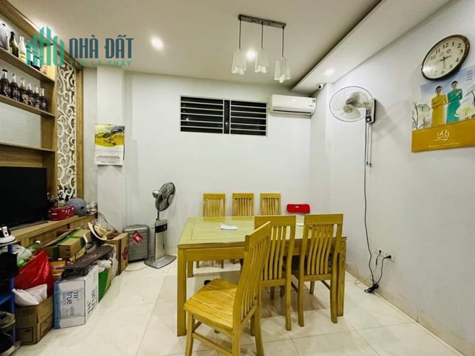 38m Mặt Tiền 5m Giá 3.2 Tỷ Phố Thụy Khuê Tây Hồ. Chủ Cần Bán Gấp Để Mua Chung Cư