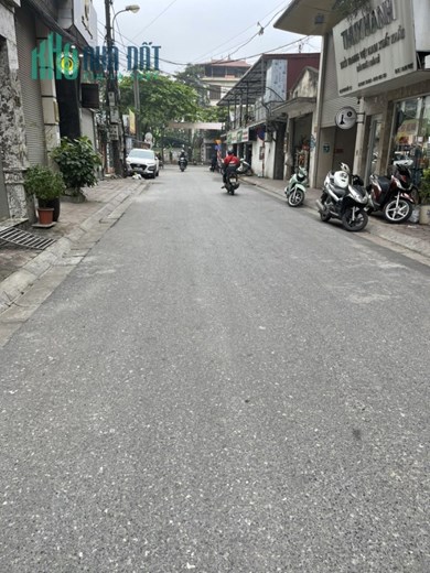 BÁN NHÀ NGUYỄN VĂN CỪ, DT62M, 5T, 7TỶ6, Ô TÔ NGỦ TRONG NHÀ, NGÕ TO NHƯ PHỐ, KINH DOANH