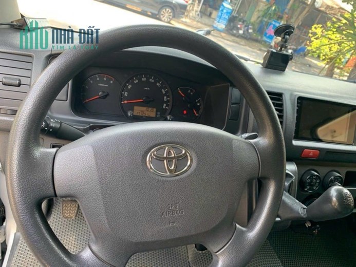 Bán xe Toyota Hiace 2016 nhập Nhật tp Hội An Quảng Nam