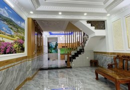 Nhà bán Hẻm ô tô 6m, 62 m2, 4 tầng, đường TCH 8, p TCH Q12, chỉ 5 tỷ 300 triệu