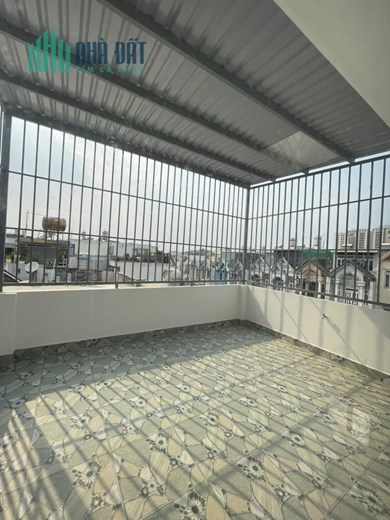 Nhà bán Hẻm ô tô 6m, 62 m2, 4 tầng, đường TCH 8, p TCH Q12, chỉ 5 tỷ 300 triệu