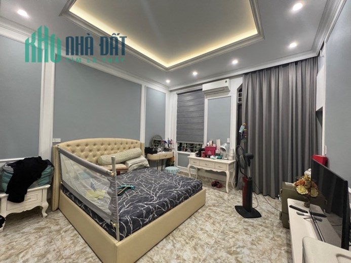 Nhà Trung Tâm Đống Đa – Lô Góc – Ngõ Nông – 30m2 3Tỷ