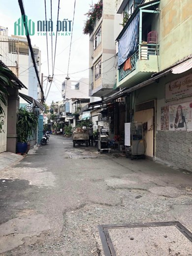 HẺM XE HƠI 6M-TRUNG TÂM Q3-NỞ HẬU NGANG 4,15M-DÀI 11M-ĐANG CHO THUÊ 9TR/ THÁNG-CHỈ 4,9 TỶ