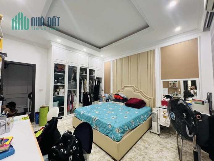 BÁN NHÀ QUỐC TỬ GIÁM, ĐỐNG ĐA, Ô TÔ TRÁNH, LÔ GÓC, 45M2 5 TẦNG, GIÁ 6 TỶ