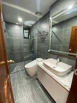 Bán gấp nhà Vũ Trọng Phụng, Thanh Xuân, 60m2, 5 tầng, mặt tiền 5m, giá 6,5 tỷ thương lượng sâu.