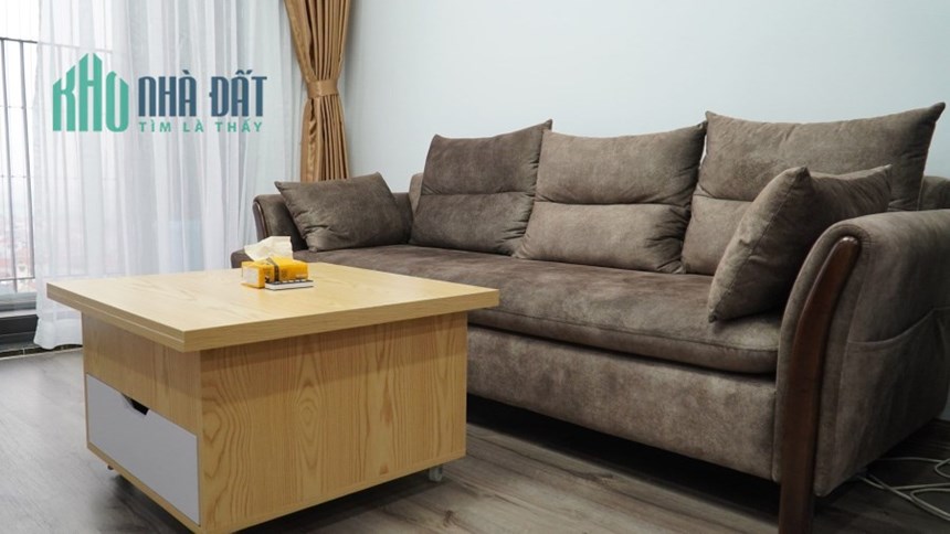 BÁN GẤP CĂN NHÀ CỰC ĐẸP - SẴN  NỘI THẤT CHỈ VIỆC XÁCH VALI VỀ Ở- NGÕ THÔNG - Ô TÔ VÀO NHÀ