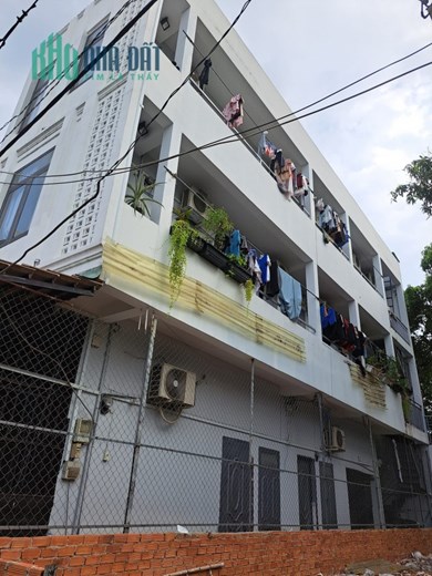 Bán CHDV 11 Phòng, thu nhập 50tr/tháng, 3 tầng, 4.5x17m, HXH chỉ 7.9 tỷ TL