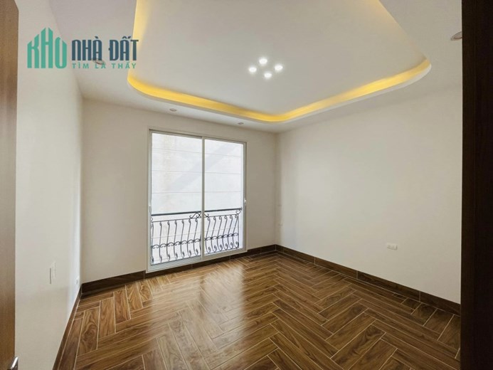 Nhà mới Nguyễn Khang - lô góc - 43m - 2 thoáng - đẹp - ở luôn - kinh doanh tấp nập