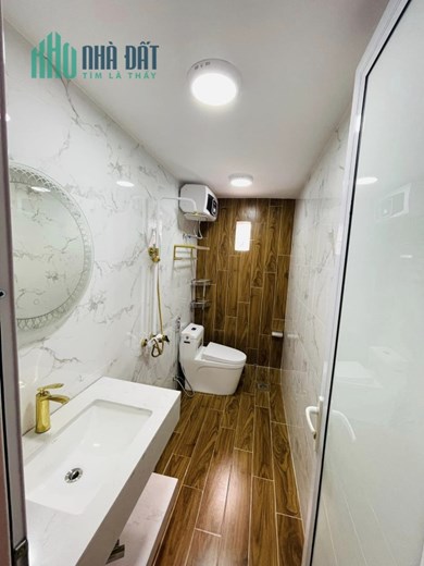 Nhà mới Nguyễn Khang - lô góc - 43m - 2 thoáng - đẹp - ở luôn - kinh doanh tấp nập
