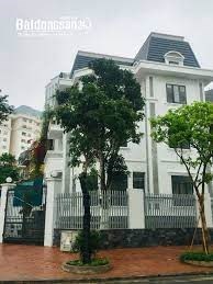 Bán biệt thự khu đô thi quận Cầu Giấy dt 663m2 căn góc 3 mặt đường