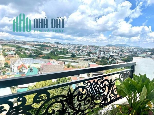BÁN CĂN NHÀ VIEW ĐẸP ĐỈNH CAO ĐỒI BẠCH ĐẰNG PHƯỜNG 7 TP ĐÀ LẠT