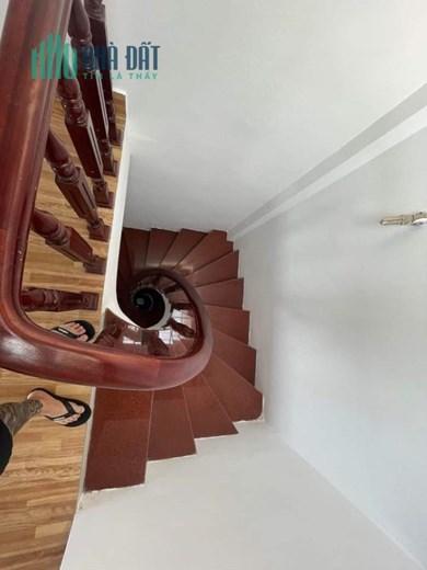 BÁN GẤP NHÀ -TAM TRINH -HOÀNG MAI 36m2 × 4 Tầng × giá 3,05tỷ.ô tô đỗ cổng.