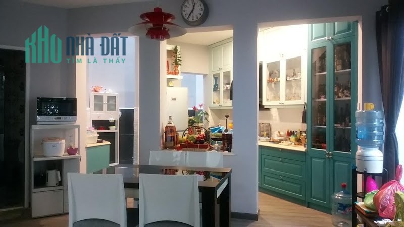 Vị trí VIP Lê Quang Định, 205m2 ngang 8.6M, 3 Tầng cổ điển, hẻm oto vào nhà, 25.2 Tỷ TL