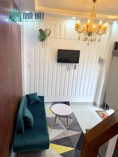 Kẹt tiền kinh doanh, bán gấp nhà Hòa Hưng, Quận 10, 41m2, 3 tầng, 4 tỷ 650