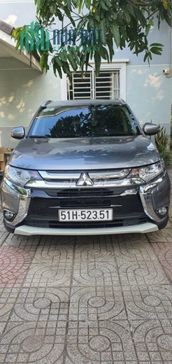 Chinh chủ cần bán xe Mitsubishi Outlander sản xuất 2019.