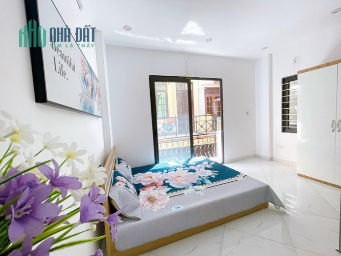Bán nhà NGÕ 1 Bùi Xương Trạch, 41m2, 5 TẦNG, MT 4.2m , Giá ĐẦU TƯ nhỉnh 6TỶ, gần NGÃ TƯ SỞ