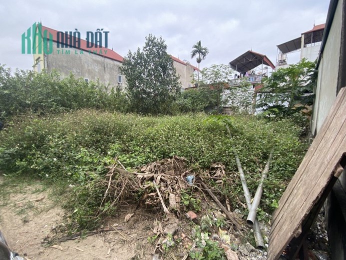 Bán đất Ven Hồ - Địch Trung, Đan Phượng. 187m2 đất; MT8m; giá 4.86 tỷ. Phương