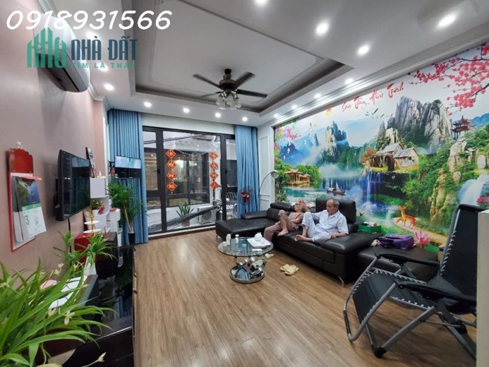 Chính chủ bán gấp nhà Định công Thượng 48m _ 5 tầng — 8,15 tỷ ( có TL)