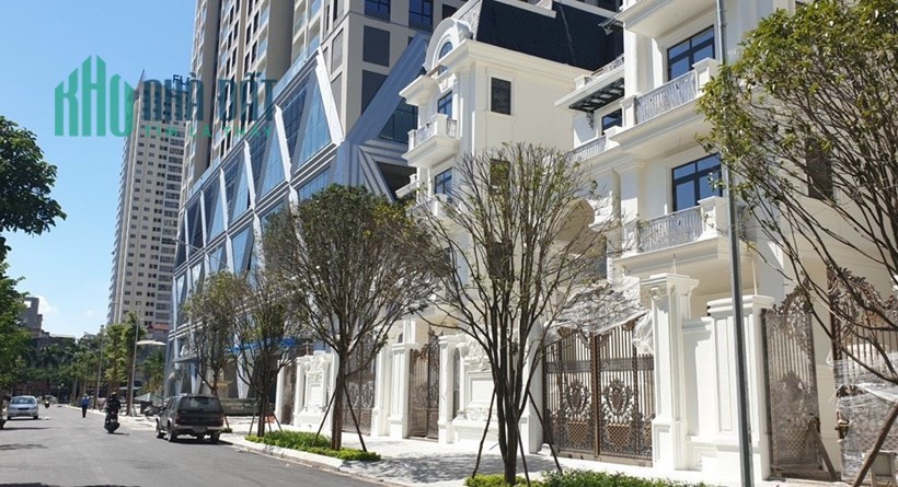 Biệt thự đơn lập đẹp, hơn 600m2 sử dụng, gần Đại học Thương Mại