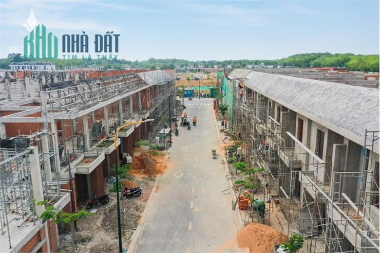 Đất nền đầu tư mặt tiền đường lớn liền kề trung tâm TPM Bình Dương, thanh toán chỉ 246tr/nền