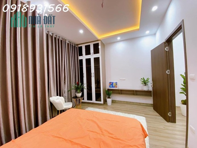Bán siêu phẩm phố Nhân Hoà 42m X 4 tầng chỉ nhỉnh 5 tỷ