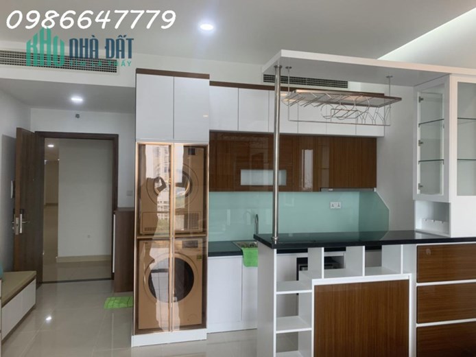 Bán căn hộ trung tâm Phú Mỹ Hưng, Giá 1,7 tỷ full thuế Phí. Nhận nhà ở ngay