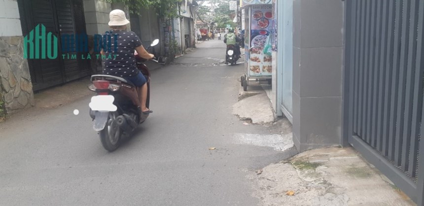 Bán Đất sổ hồng vuông vức Đường Dương Quảng Hàm,Gò Vấp,Chỉ 1,6 tỷ sở hữu ngay.
